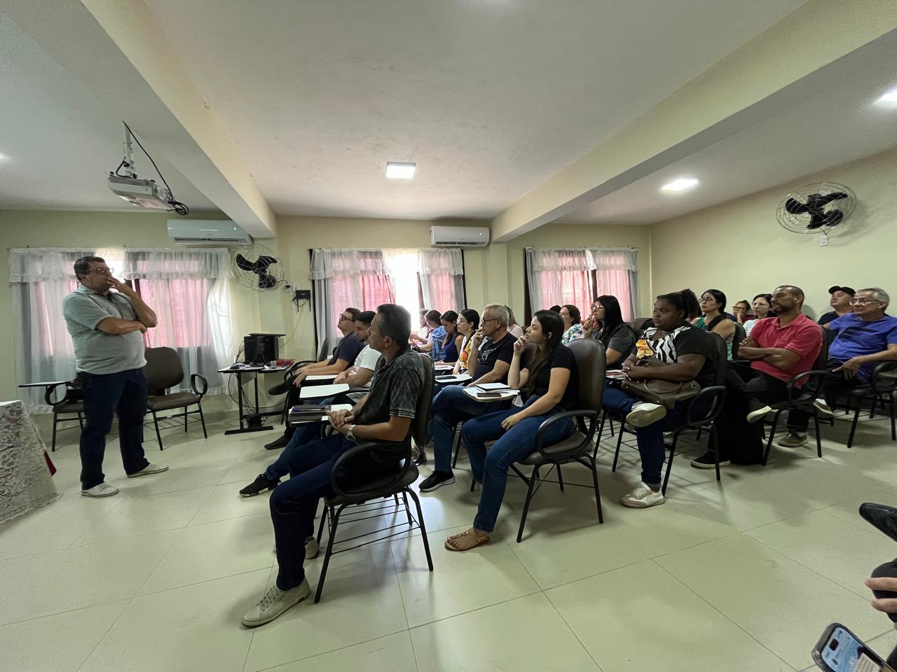 TREINAMENTO NA PREFEITURA MUNICIPAL DE AIMORÉS – FISCAL E GESTOR DE CONTRATO NA LEI Nº 14.133/2021
